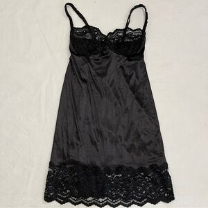 Vintage Victoria’s Secret Gold Label Black Lace Lingerie Slip Bra